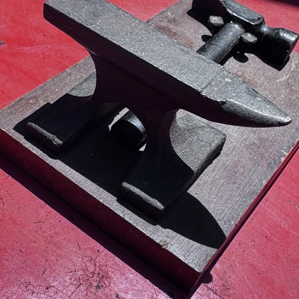 Vintage Cast Iron Mini Anvil & Blacksmith Hammer Wall Plaque Rustic Decor